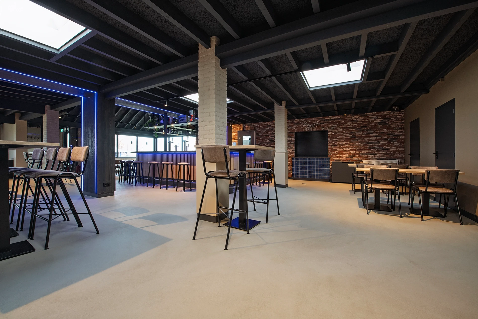 Premium Leef-Beton (Fossil) in voetbalkantine Lieshout4 Premium Leef-Beton (Fossil) in voetbalkantine Lieshout4