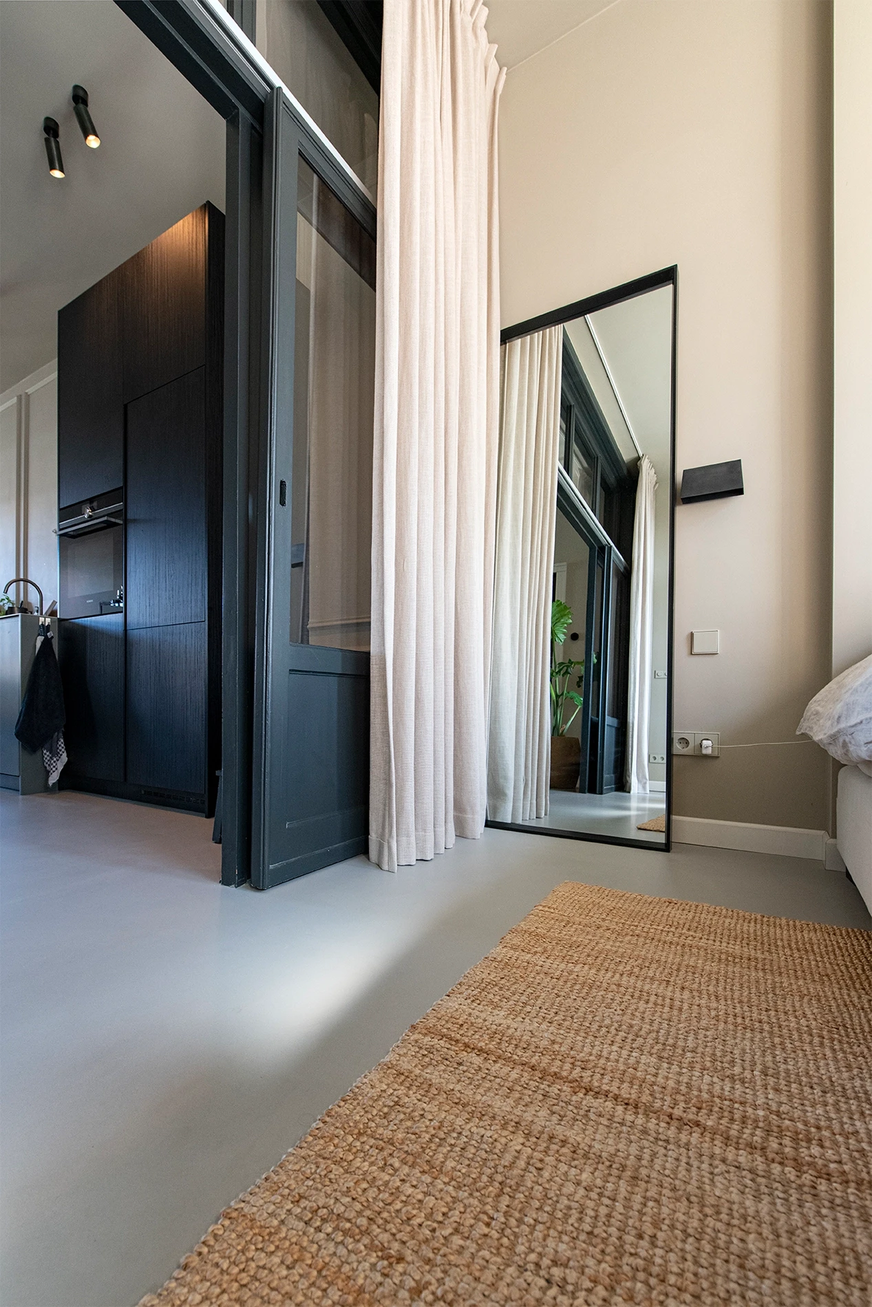 Referentie GranuFlow Amsterdam - Travertin Cafe Mocha2 Referentie GranuFlow Amsterdam - Travertin Cafe Mocha2